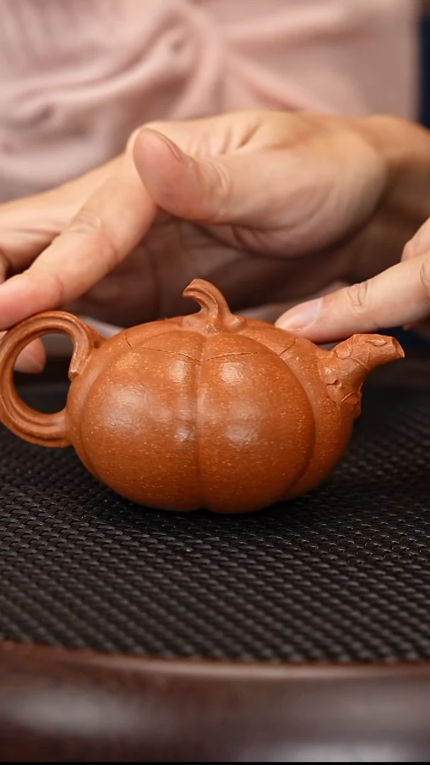 茶壶紫砂15 李霓 沉香泥 南瓜160c