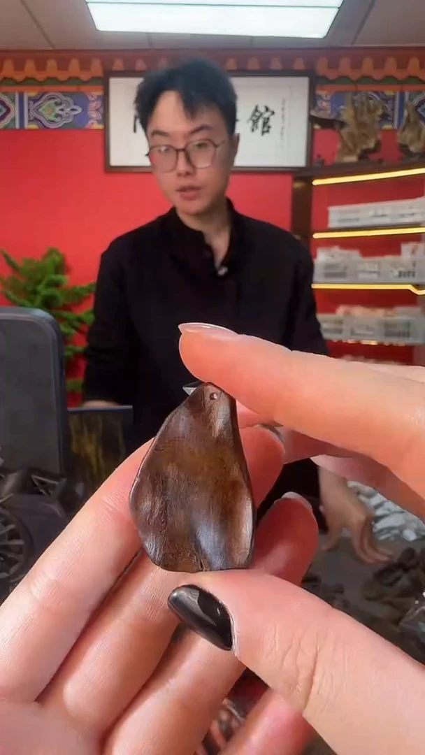 沉香吊坠R36包头多样性发一