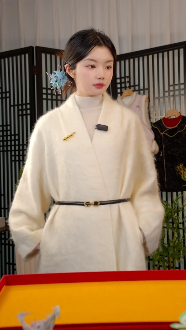 刺绣d****a苏绣非遗绒花饰品L