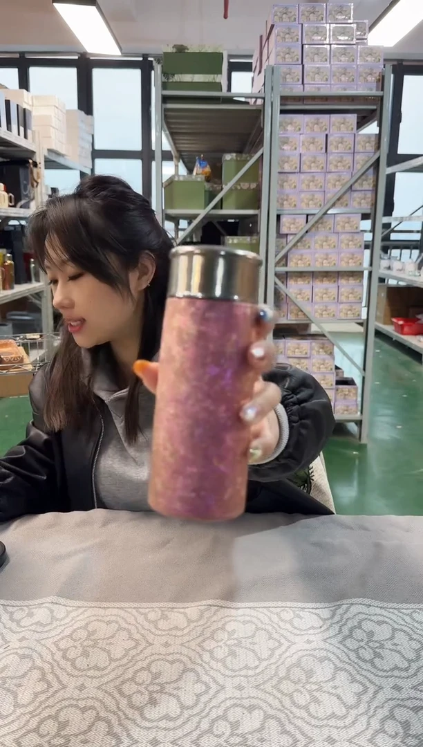 【闪购商品】瓷L045-------------