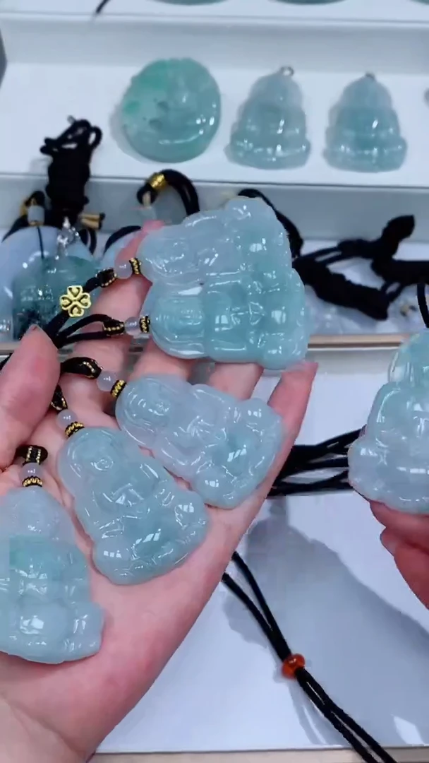 翡翠未镶嵌颈饰吊坠团购多样性发一件