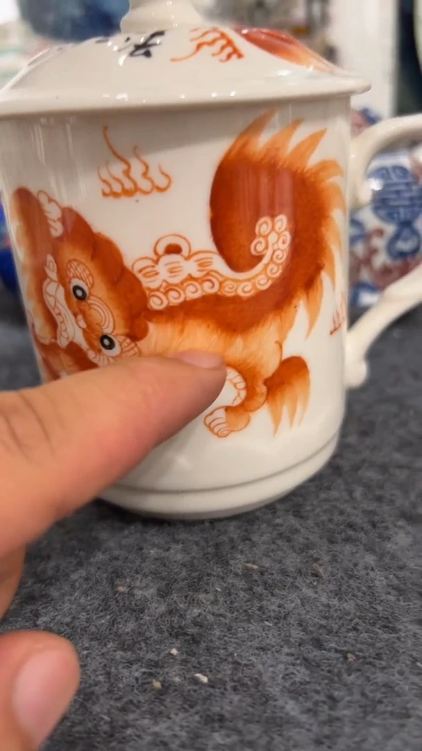 摆件瓷摆件瓷摆件狮子小办公杯