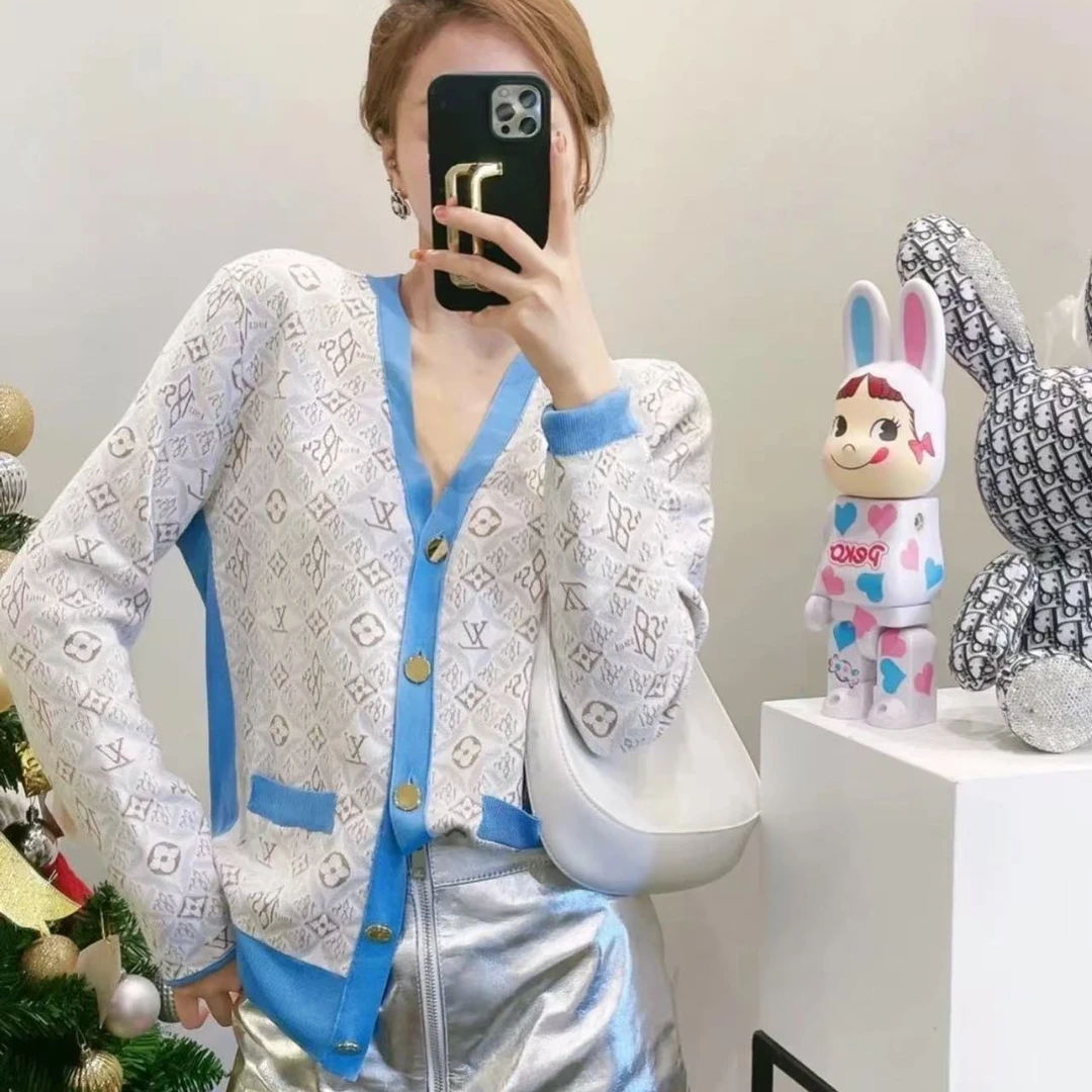 95新 LouisVuitton/路易威登 蓝拼色老花V领针织衫/L码/编号1251