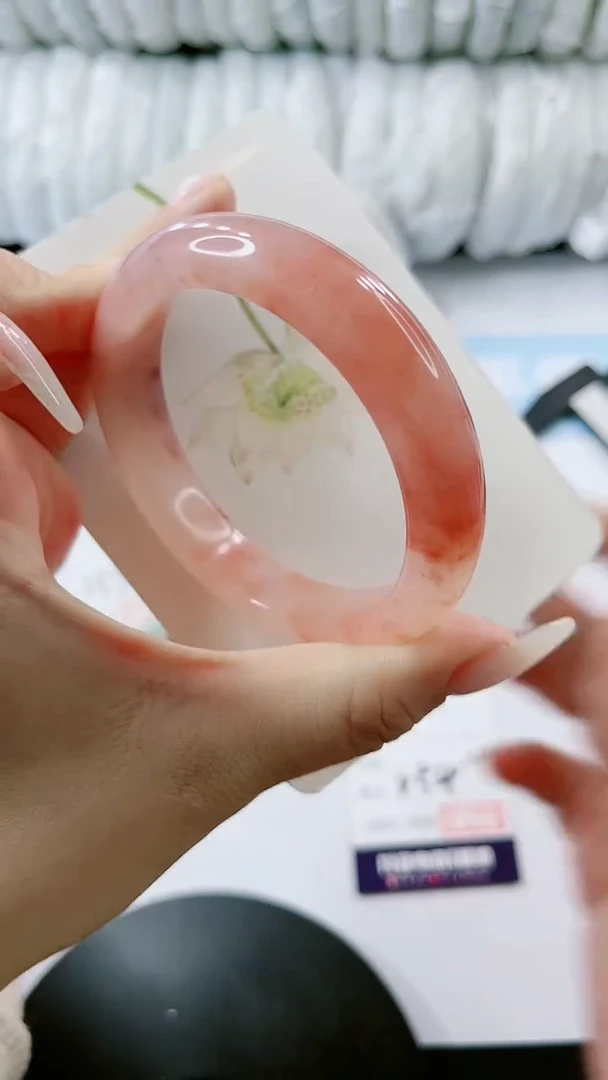 【闪购商品】石英质玉手镯未镶嵌多样性发货V54