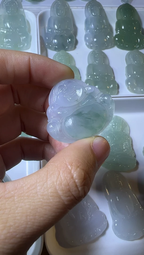 未镶嵌定制翡翠佛公