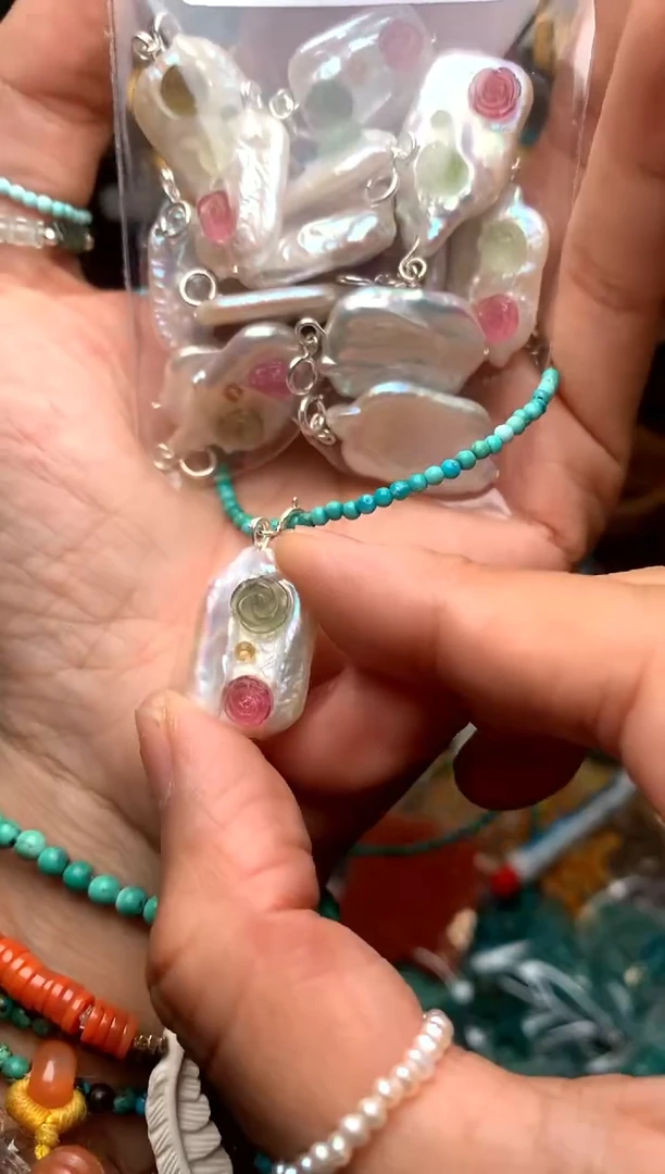 未镶嵌琥珀珠宝奇石A3