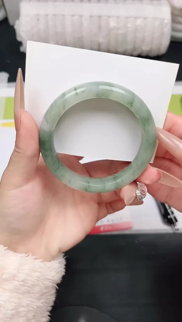 未镶嵌手镯石英质玉10-57