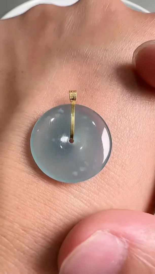 翡翠18K金镶嵌吊坠(不含链)  多样性发货