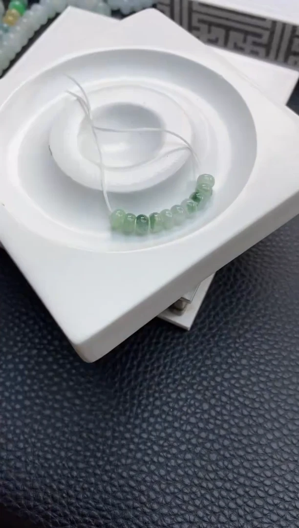 翡翠散珠2天然A货翡翠散珠