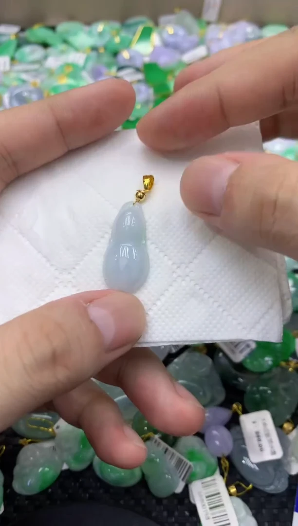 颈饰未镶嵌翡翠天然缅甸翡翠A货