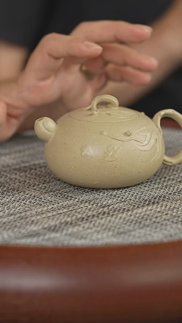 茶壶紫砂本绿 玉桃