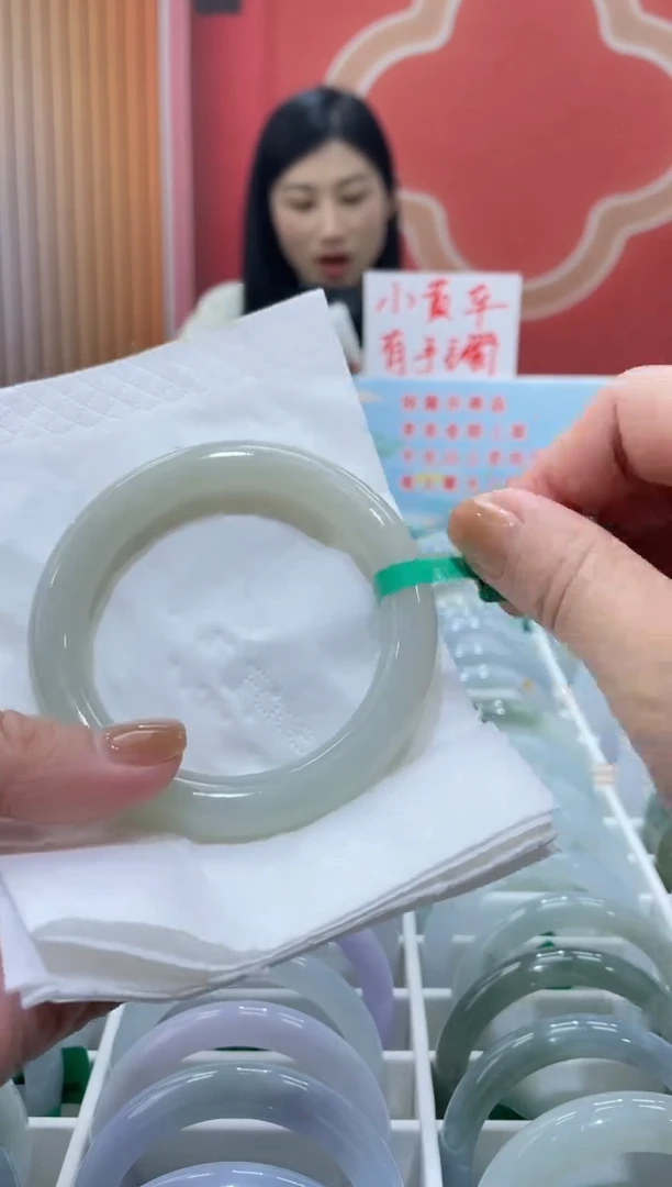 【闪购商品】翡翠手镯未镶嵌00000006510