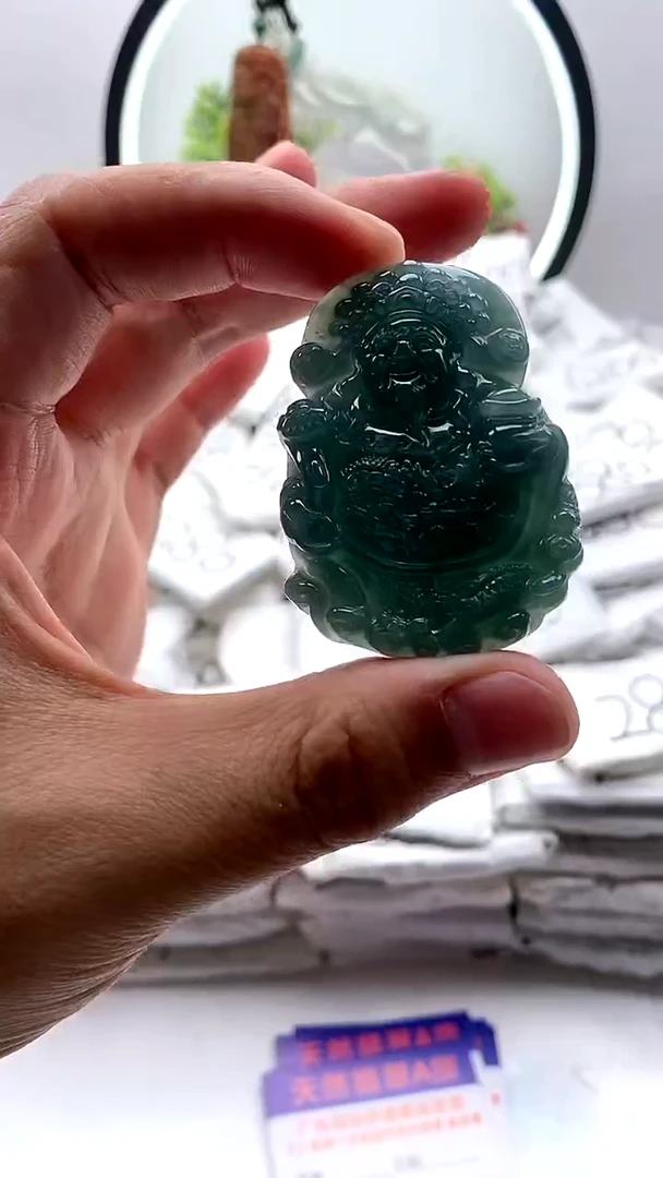 【闪购商品】翡翠颈饰未镶嵌财神【品质一般介意慎拍】