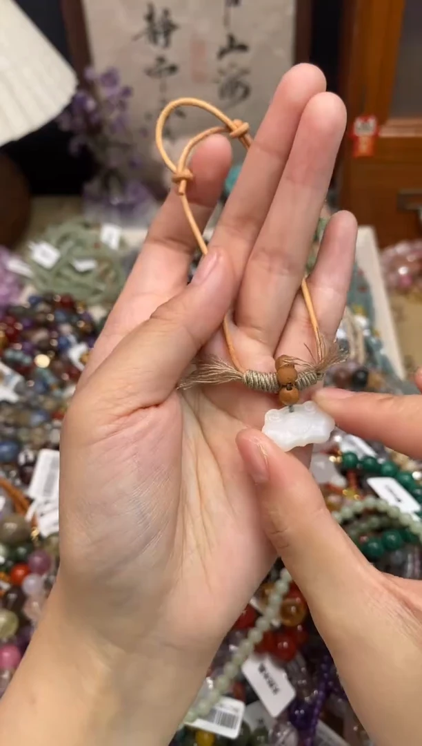 未镶嵌和田玉手饰258