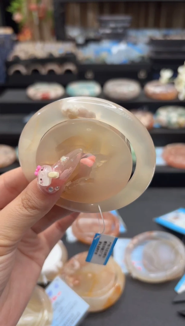 未镶嵌手镯石英质玉305(58圈赠送镯心)