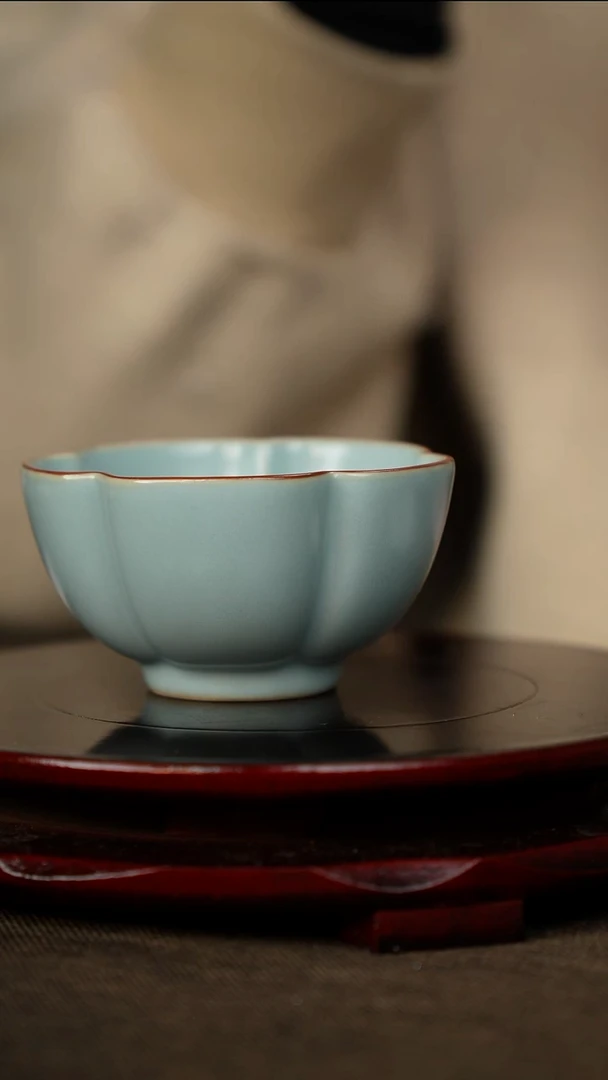 微微瑕 五瓣梅花杯 无底款