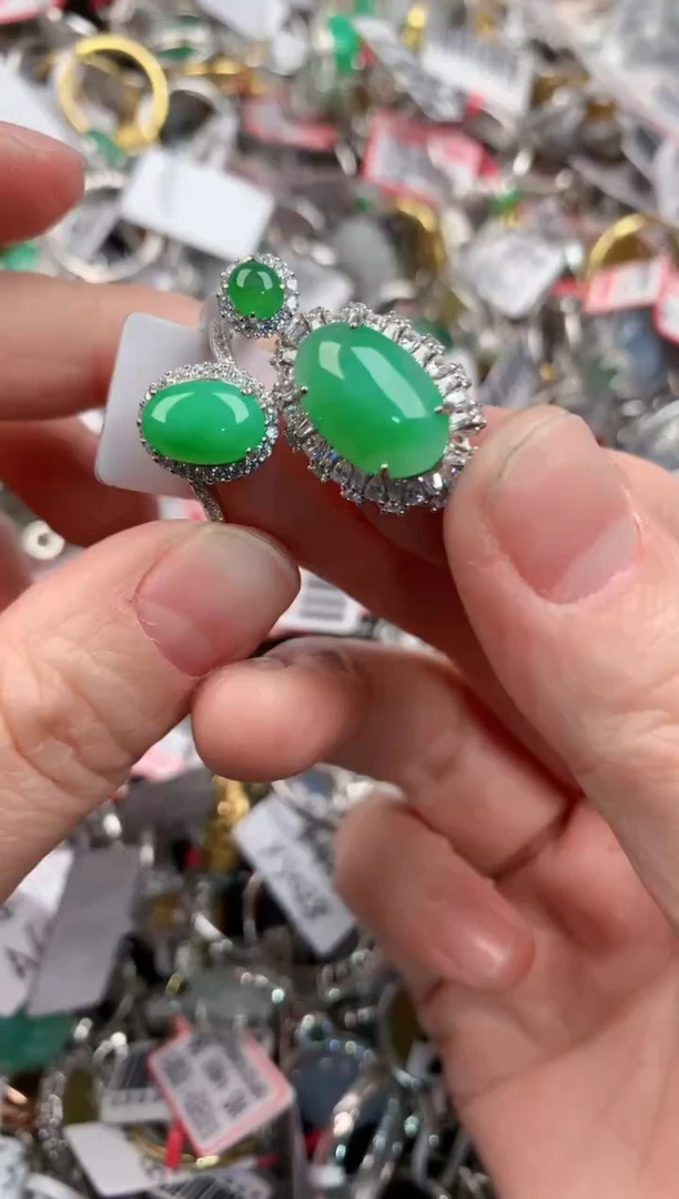 银S925镶嵌戒指翡翠444               4