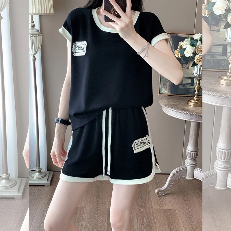 夏季休闲洋气套装女爆款2025新款小众炸街高级感短袖短裤两件套潮