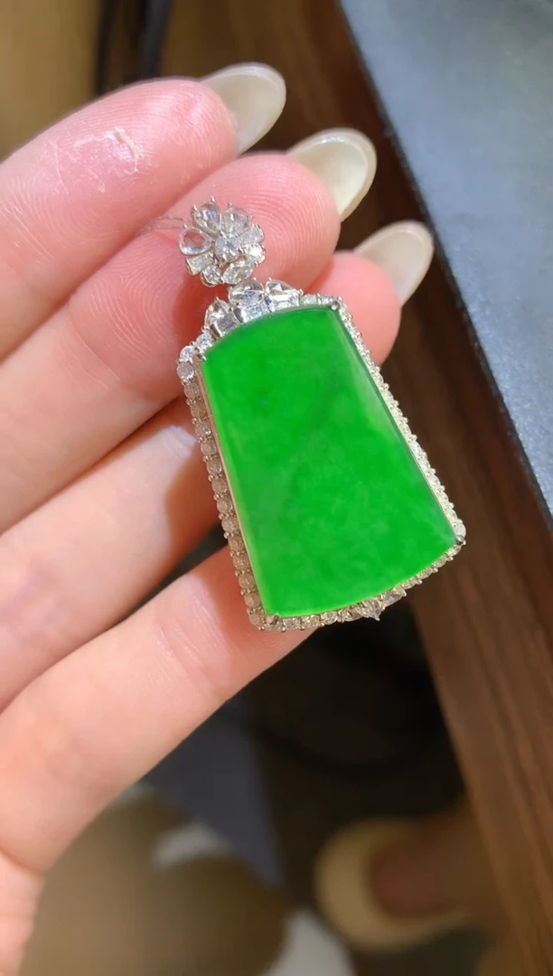 吊坠(不含链)18K金镶嵌翡翠55-无事牌（多样性发货一件