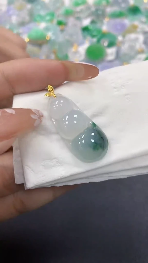 颈饰18K金镶嵌翡翠a货假一赔三支持复检百元上9元证书费自理