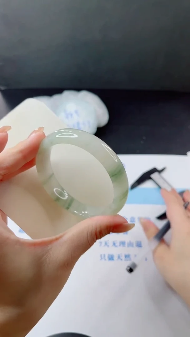 未镶嵌手镯石英质玉多样性发货L166