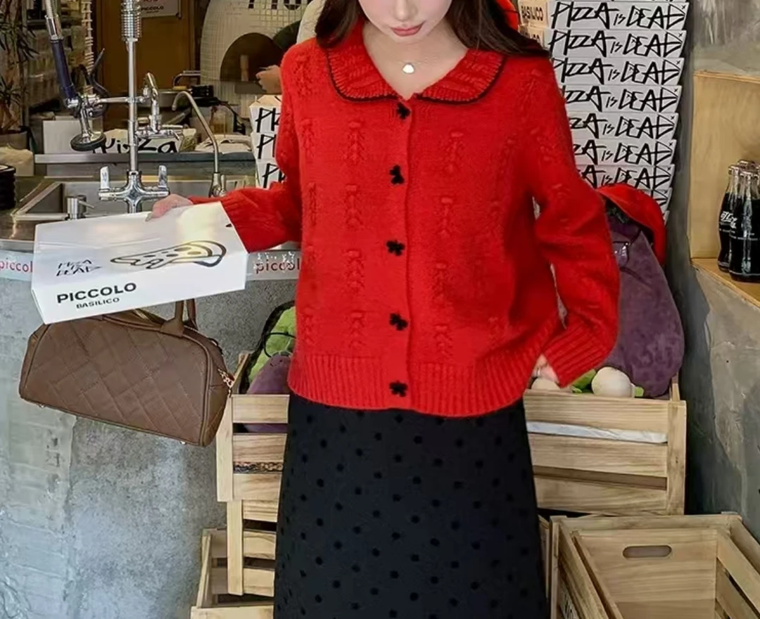 9231#微胖mm蝴蝶结扣翻领针织打底衫女冬季大码宽松显瘦长袖毛衣