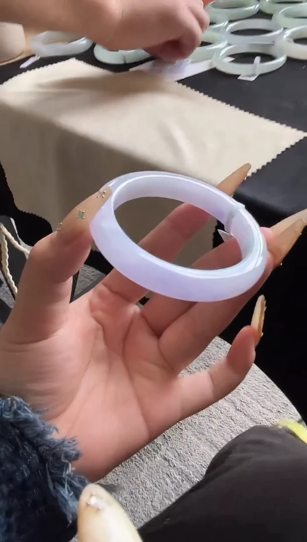 未镶嵌手镯翡翠三天鉴赏期