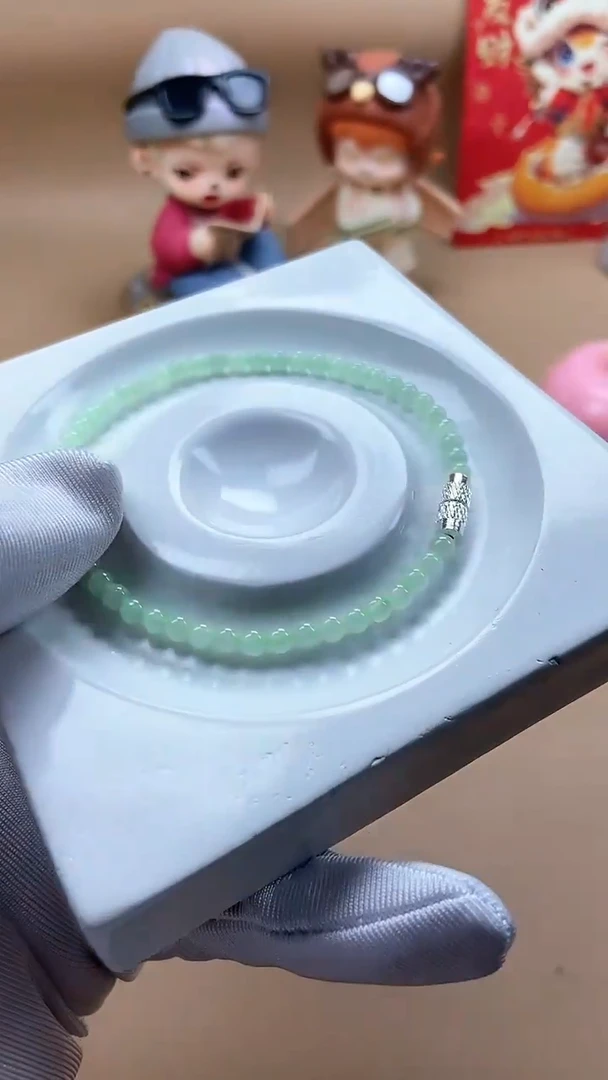 【闪购商品】翡翠手串未镶嵌天然翡翠A货 LV