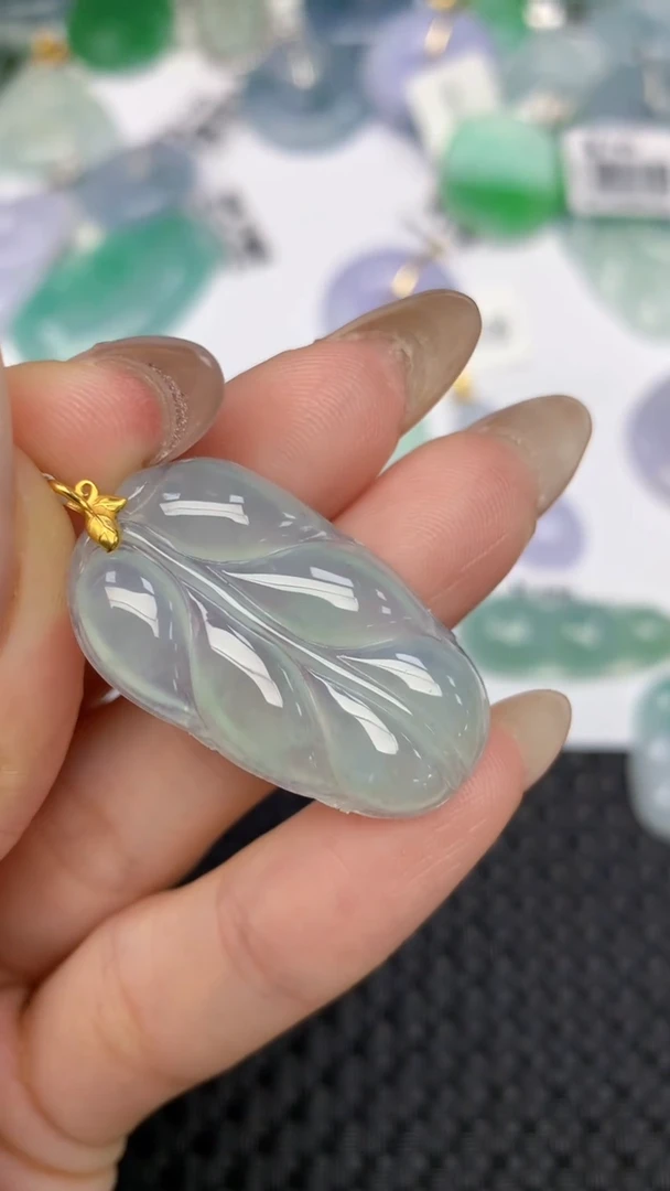 颈饰18K金镶嵌翡翠天然缅甸翡翠a货百元以上9元证书费自理