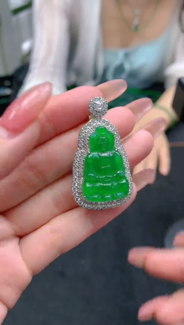 翡翠未镶嵌颈饰天然A翡翠