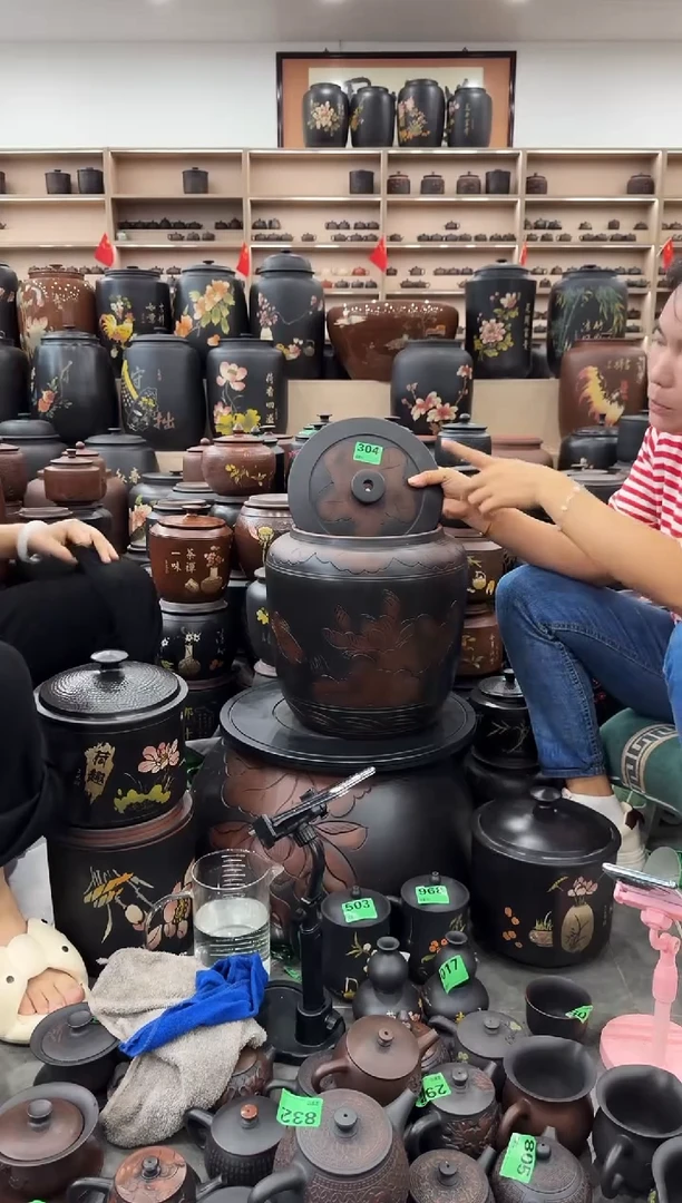 罐完品 线雕荷花五号水缸15升