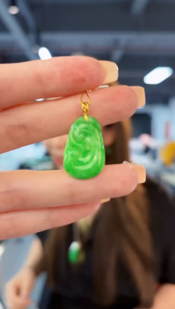 翡翠18K金镶嵌颈饰 缅料A货/支持复检/一件