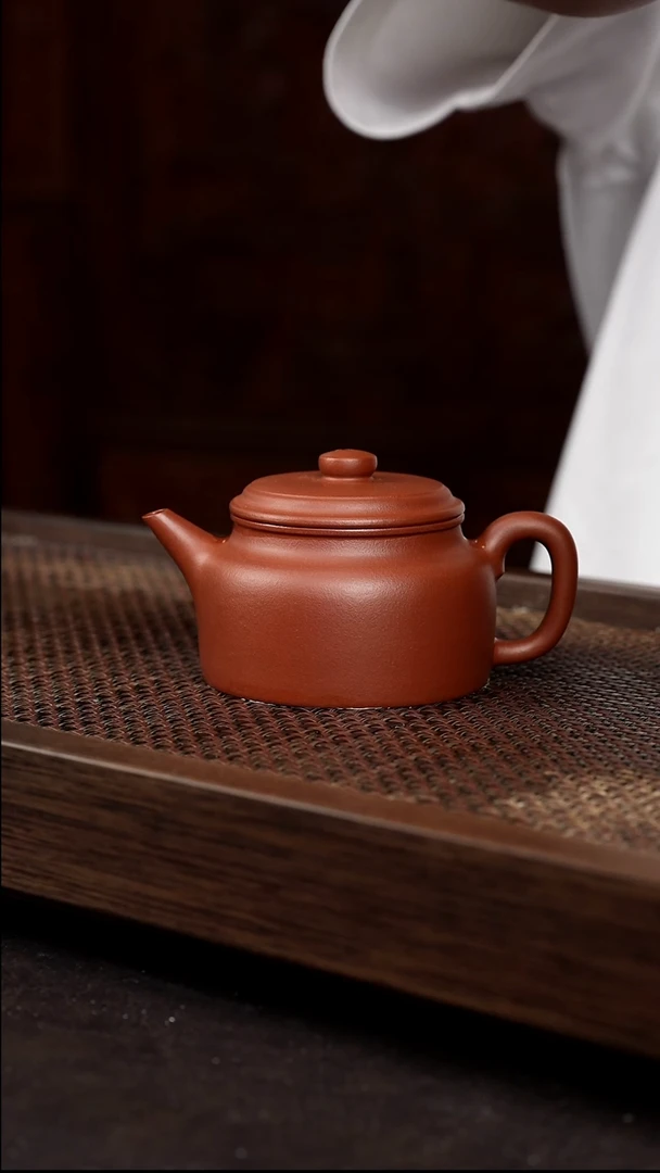 茶壶紫砂朱泥剑流德中