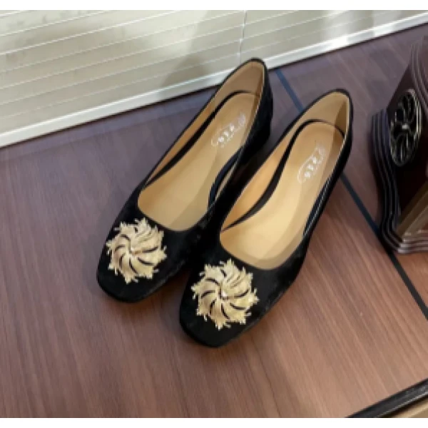 9012-C526新款单鞋女新中式百搭时尚鞋真皮软底法式覆盖方头低跟