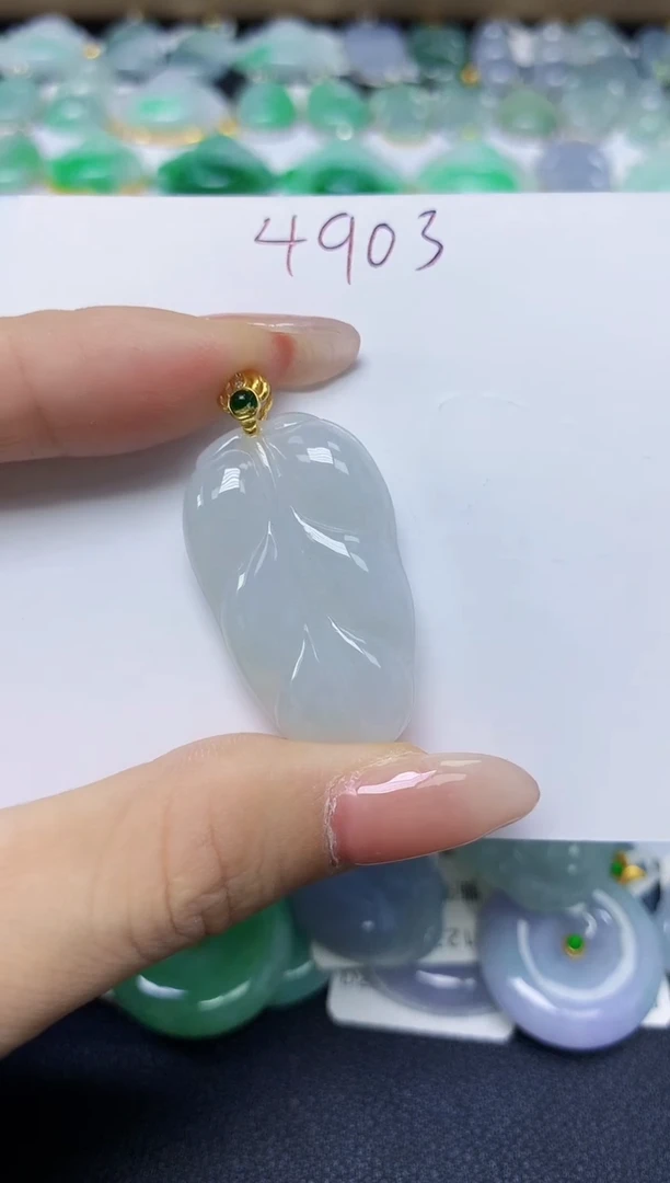 翡翠未镶嵌颈饰天然缅甸翡翠A货