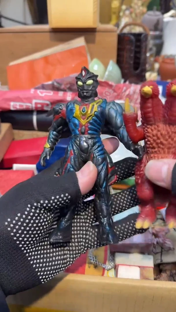 塑料中古艺术工艺美术品