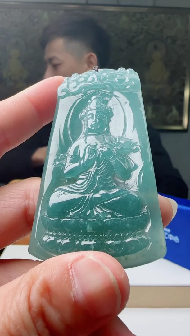 【闪购商品】翡翠颈饰未镶嵌1111111111