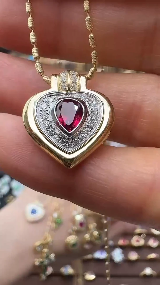 18K金镶嵌吊坠(不含链)红宝石18K金红宝吊坠