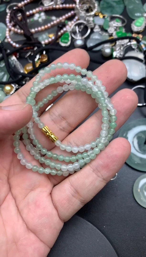 颈饰未镶嵌翡翠一*?大吉商品不退不换