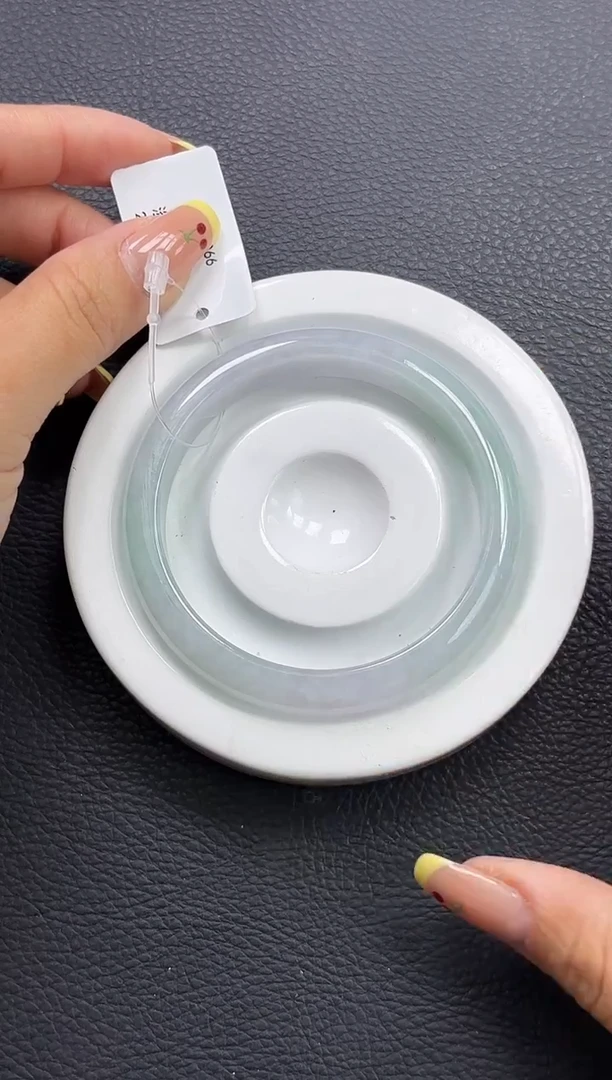 未镶嵌手镯翡翠K744-5 手镯