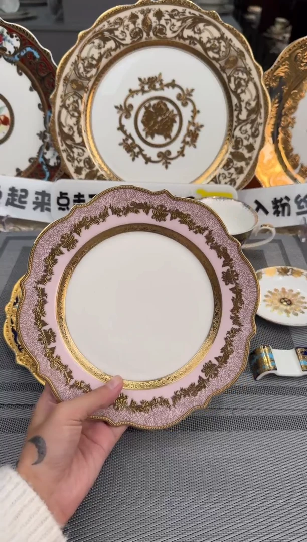 【闪购商品】瓷片8英寸平盘两个  福利