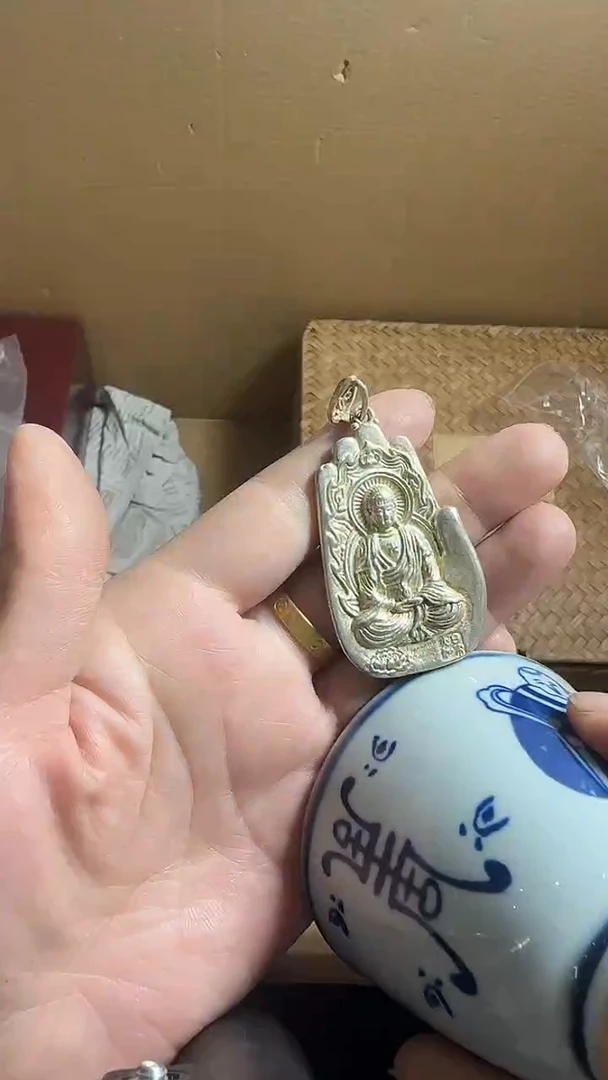 ?工艺美术艺术品