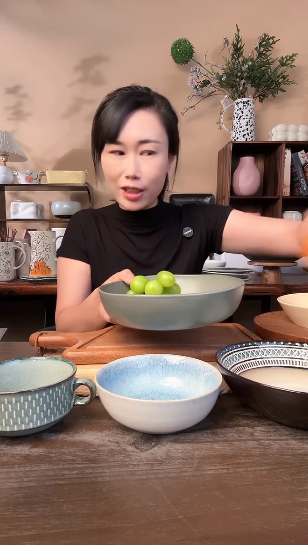 8.2英寸异形窑变绿深盘微瑕