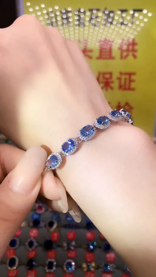 海蓝宝石手链银S925镶嵌.......