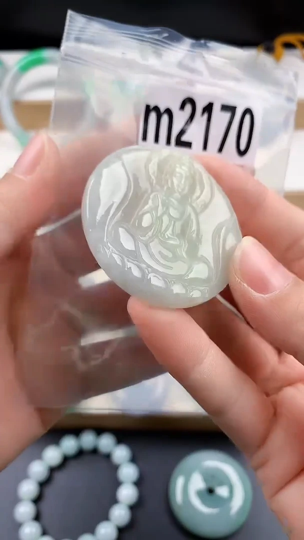 颈饰未镶嵌翡翠天然翡翠吊坠挂件
