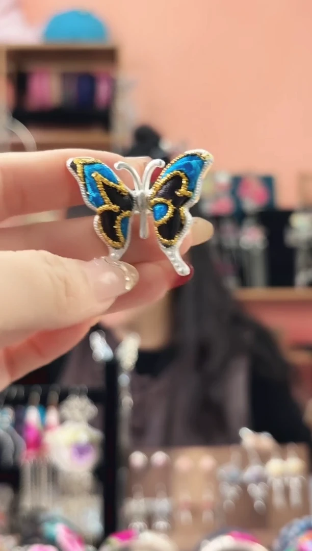 织绣艺枝独绣手工饰品253