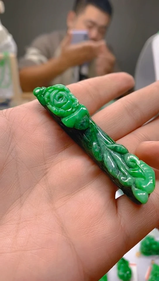 【闪购商品】翡翠颈饰未镶嵌新号开播，全场乱卖