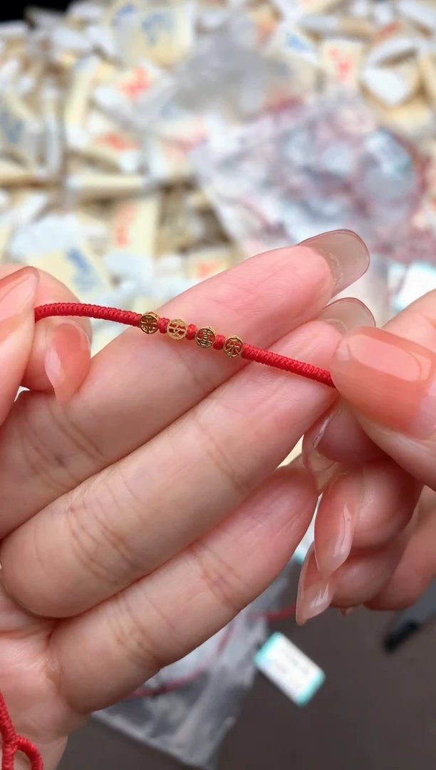 【闪购商品】翡翠挂件未镶嵌10、11、12、20圈口。需备注