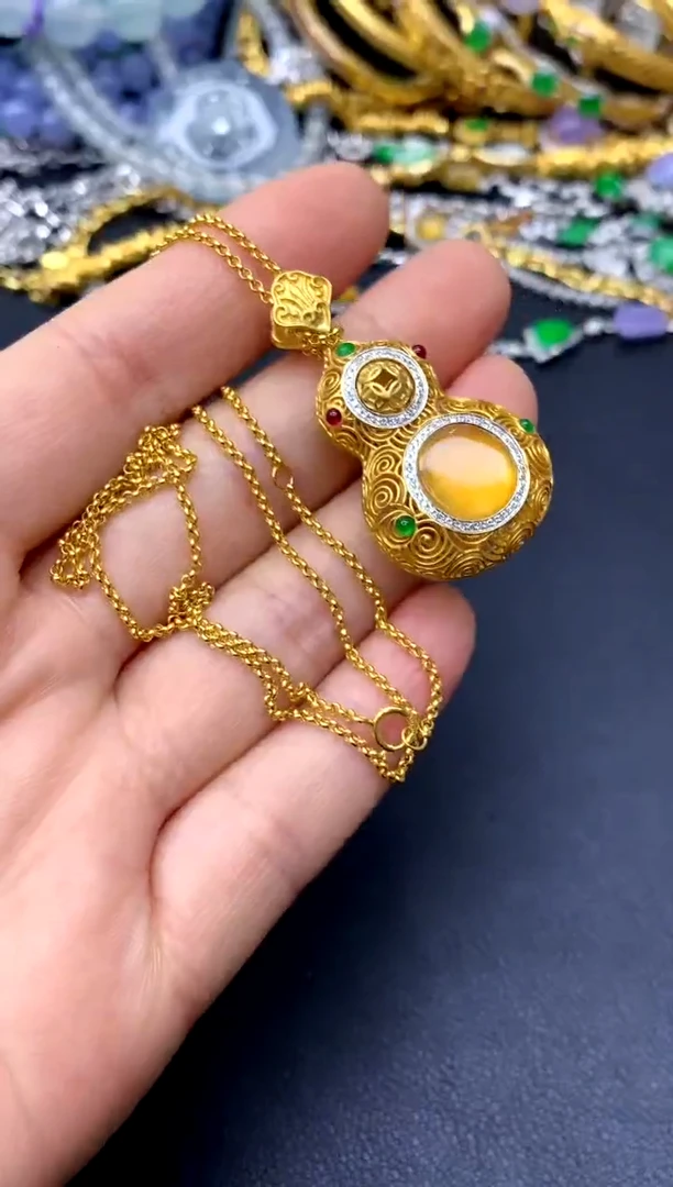 颈饰18K金镶嵌翡翠352-中国好珍宝