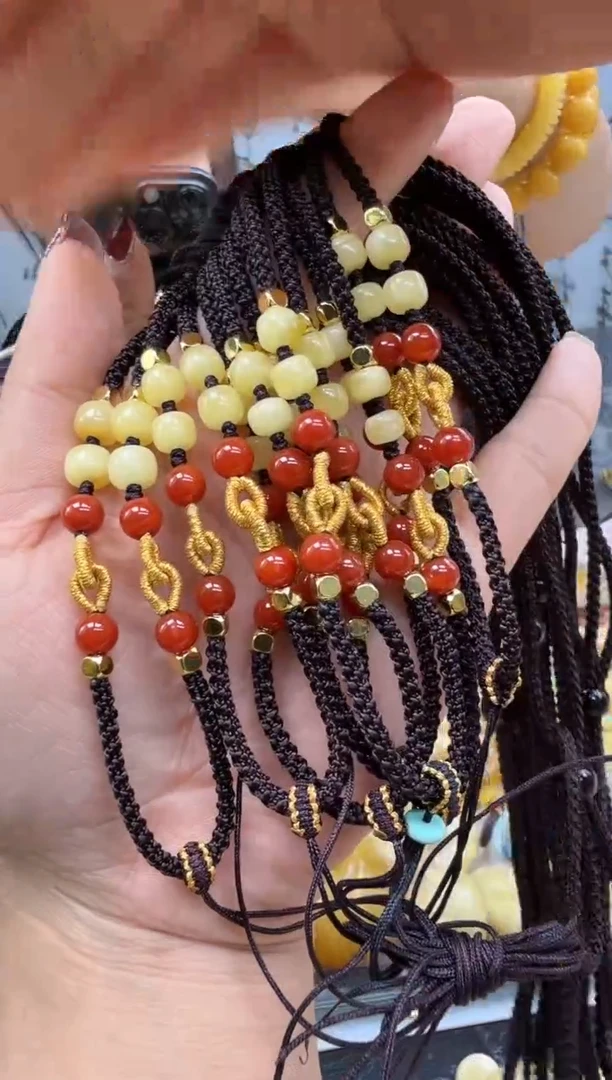 【闪购商品】琥珀裸石未镶嵌配链   多样性发一